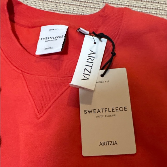 Aritzia Cozy Sweatfleece New Mega Crew, Cherry Red, Small - Picture 11 of 13